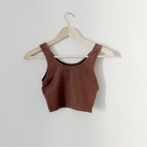 BASIC BROWN CROP TANK TOP!